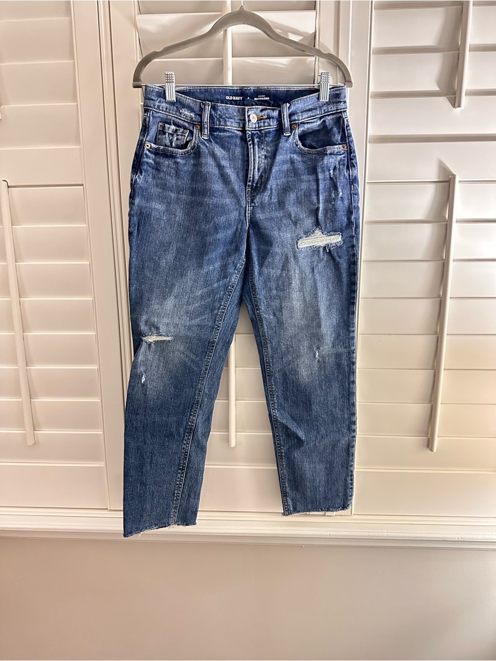 Old Navy Women's Blue Distressed Boyfriend Jeans